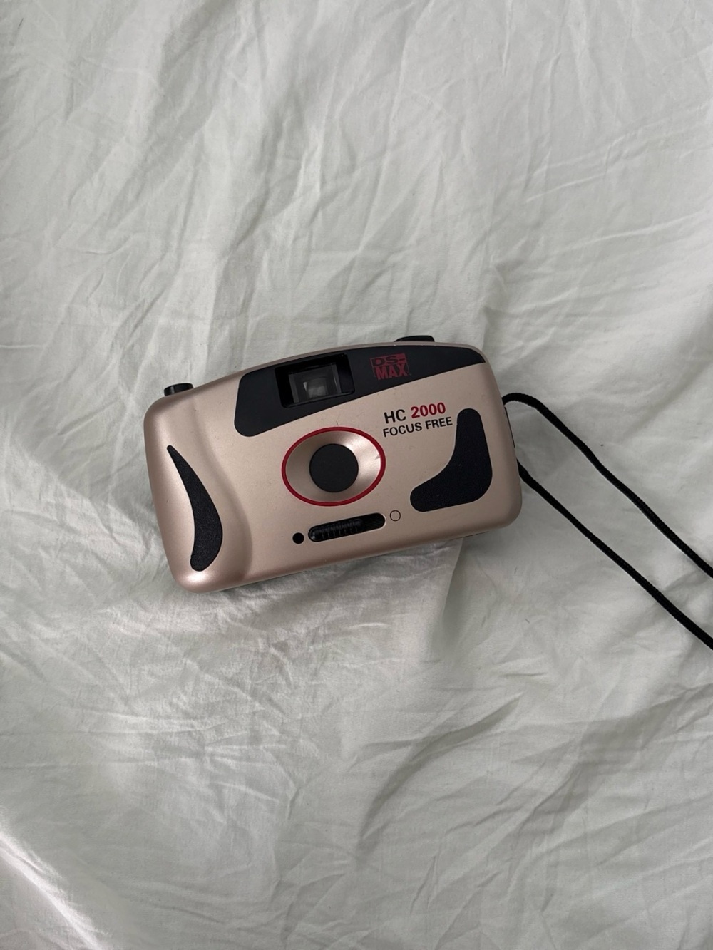 HC 2000 Focus Free Point-and-Shoot Camera - Rose Gold/Black